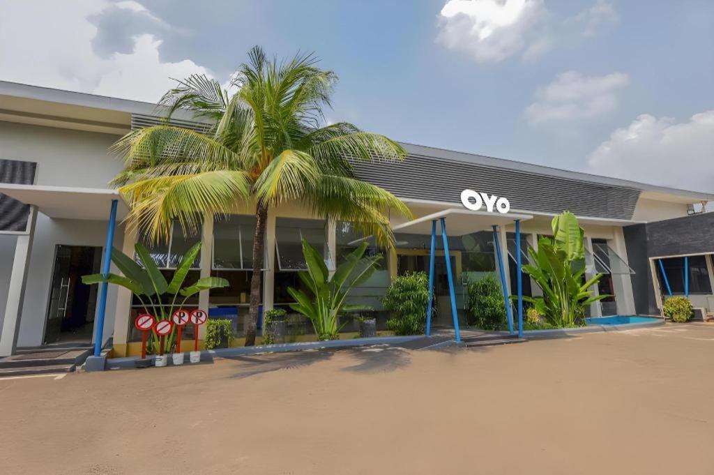 Hotel Senen Indah Syariah Jacarta Exterior foto