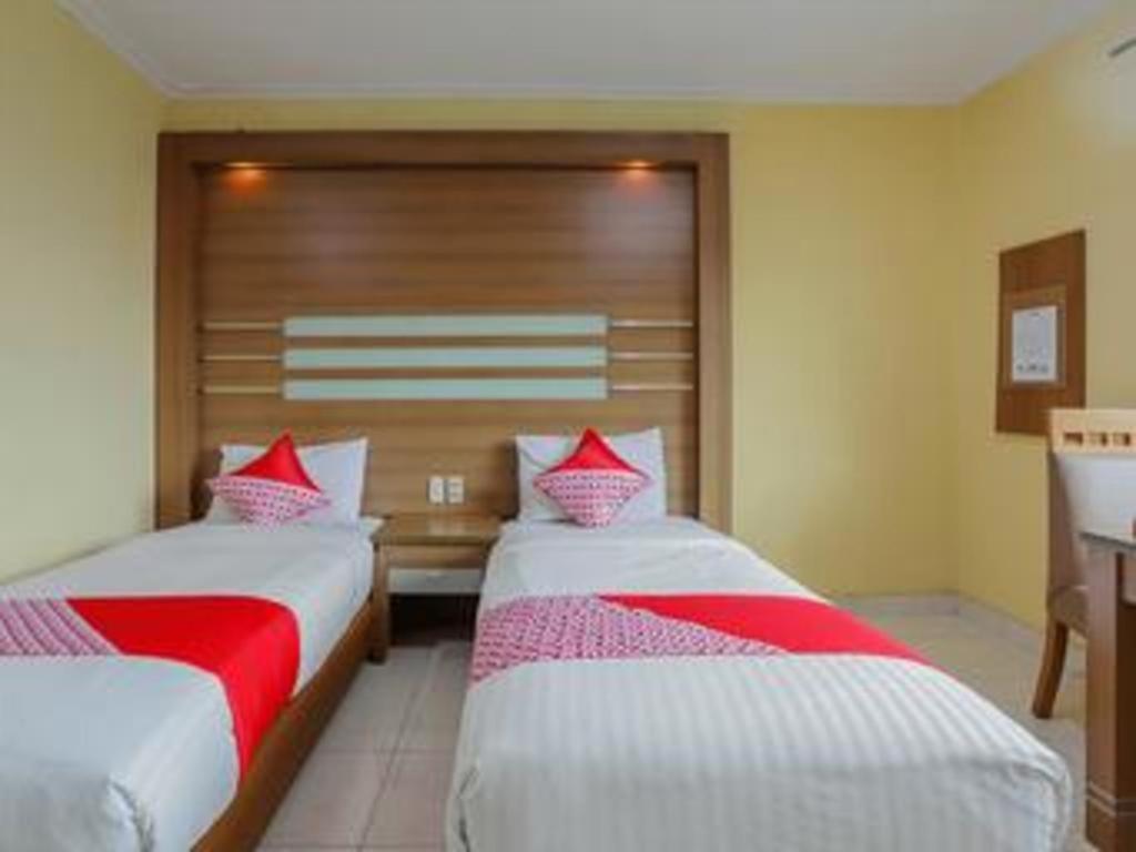Hotel Senen Indah Syariah Jacarta Exterior foto