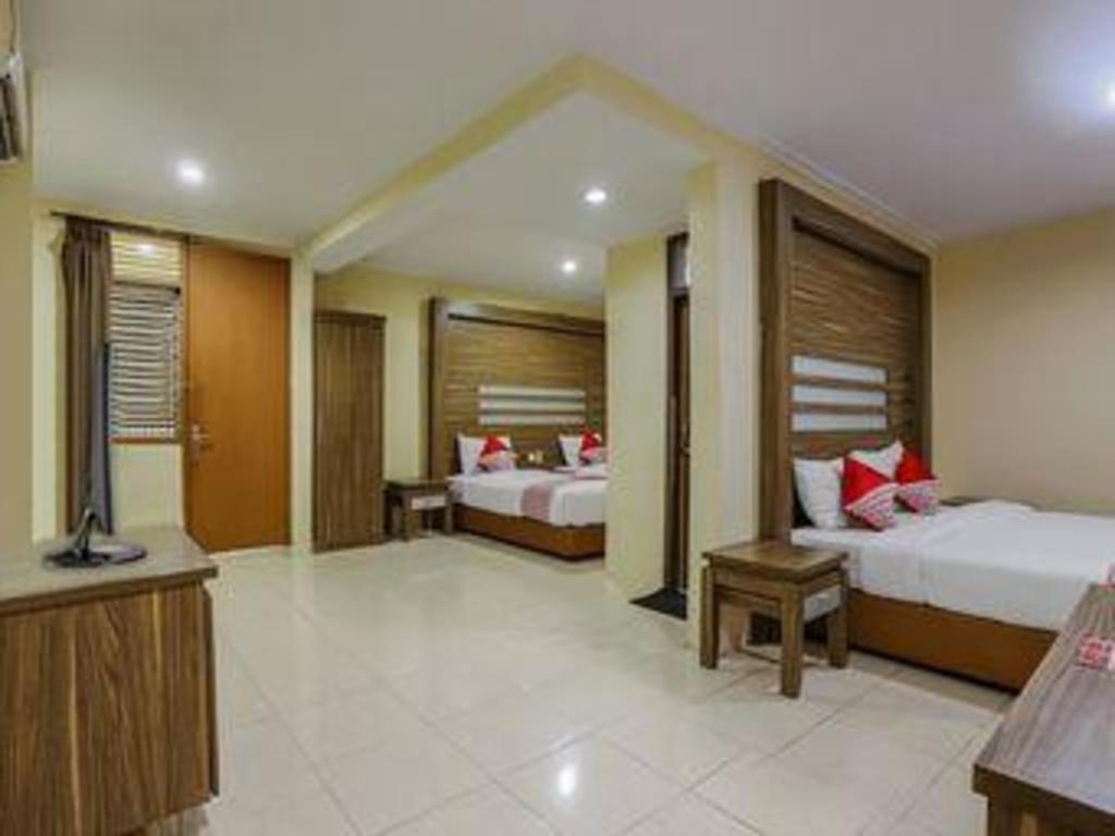 Hotel Senen Indah Syariah Jacarta Exterior foto