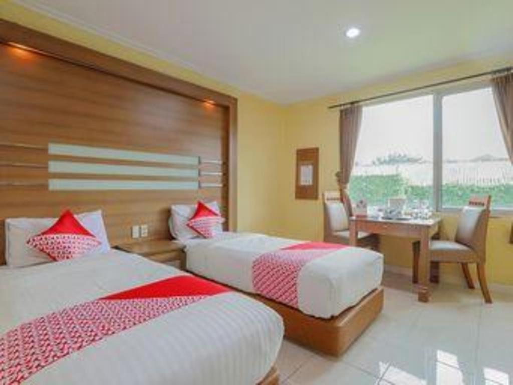 Hotel Senen Indah Syariah Jacarta Exterior foto